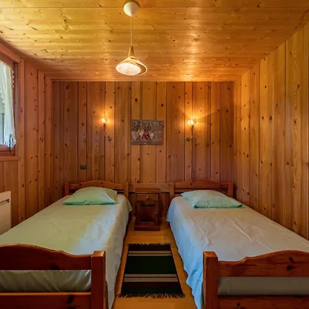 Le Grépon, Piscine Et Aire De Jeux Chalet *